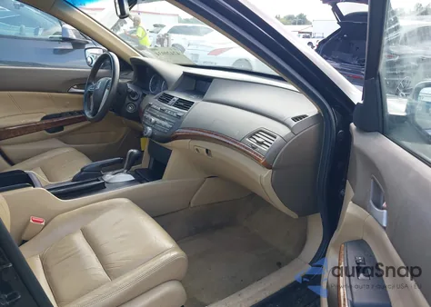 2010 Honda Accord 2.4 Ex-L from USA, damaged, VIN 1HGCP2F81AA000989